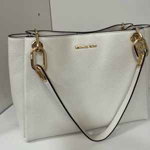 Never been used,brandnew